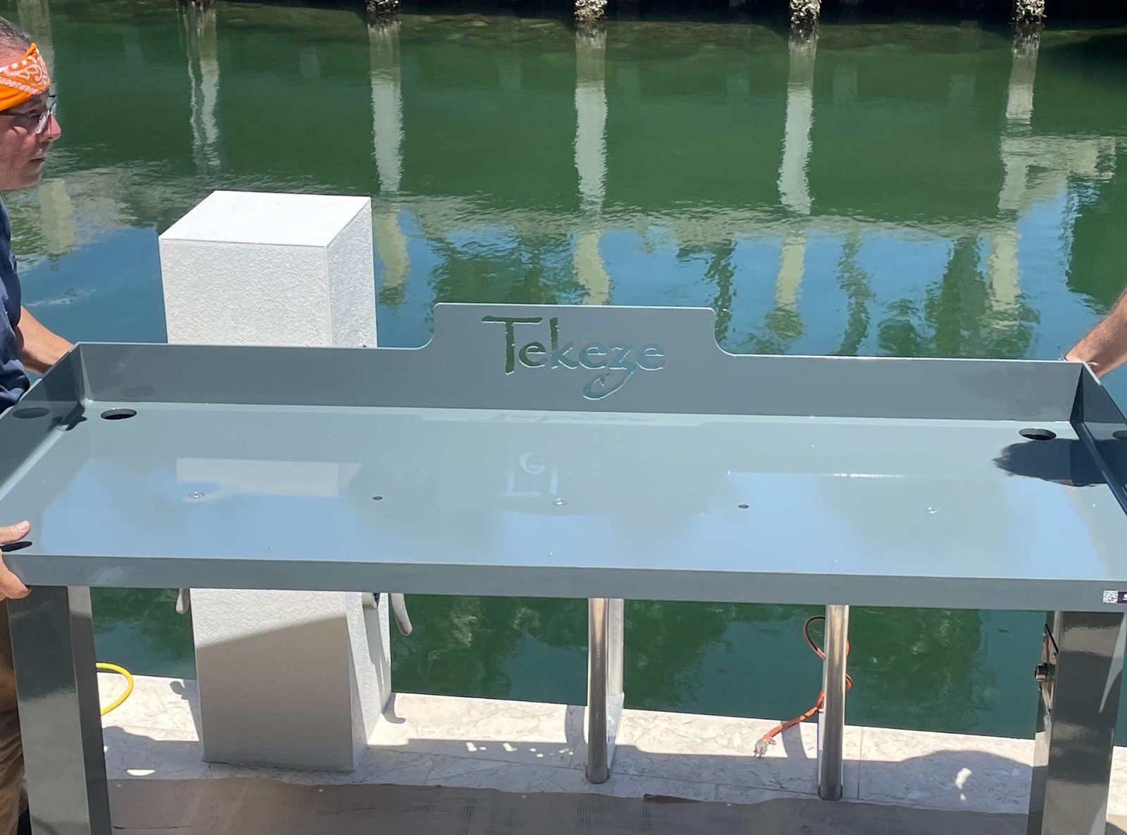 7' Edge Close Up 7' Edge Close Up